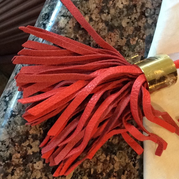 SEE by CHLOE bucket purse with adjustable strap - Picture 3 of 11